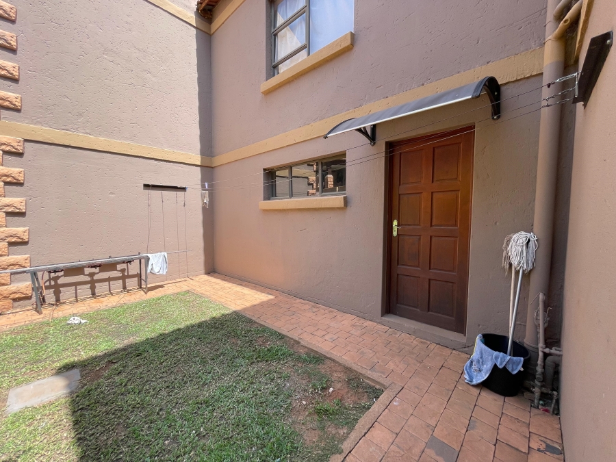 3 Bedroom Property for Sale in Birdwood Estate North West